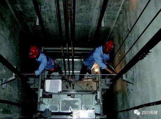 1567392728458064932.png blob.png